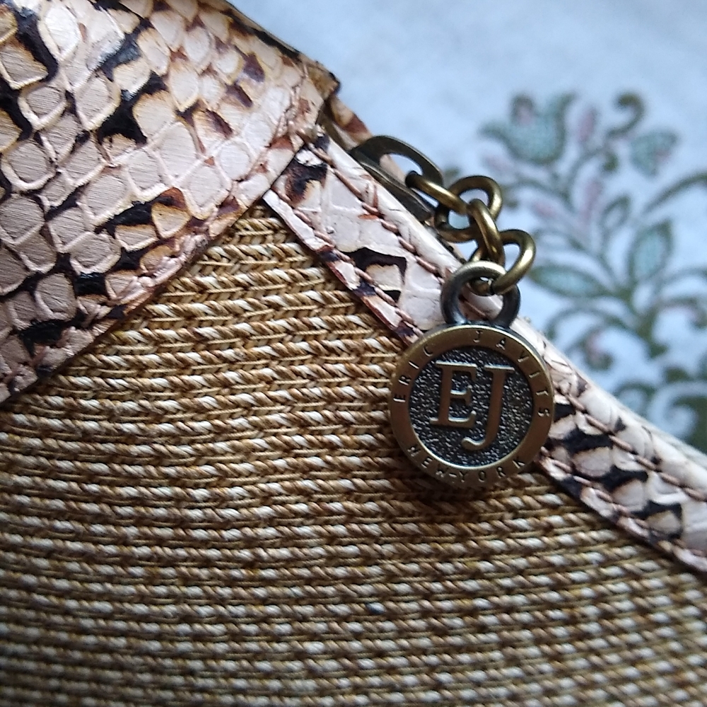 Eric Javits New York Straw Hobo Bag - Picture 7 of 14